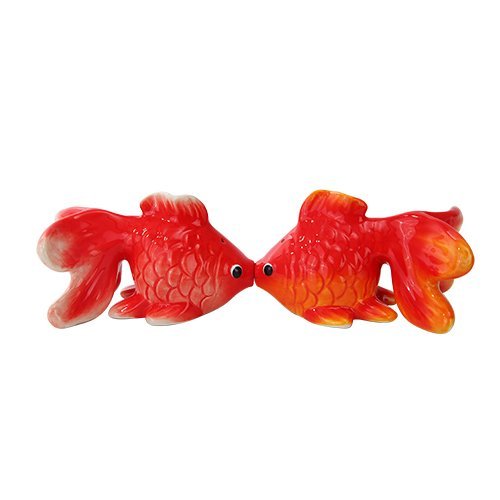 AQUARIUM PET BUDDY GOLD FISHES CERAMIC MAGNETIC SALT PEPPER SHAKERS by Attractives